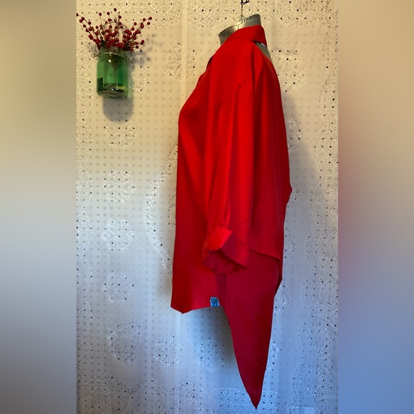 Red Backless Tuxedo Draped Woman’s Blouse 1X Professionally Cleaned & ❤️ Ready🌹 - Picture 3 of 9